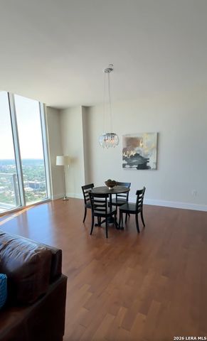 610 E Market St Unit 2803, San Antonio, TX 78205