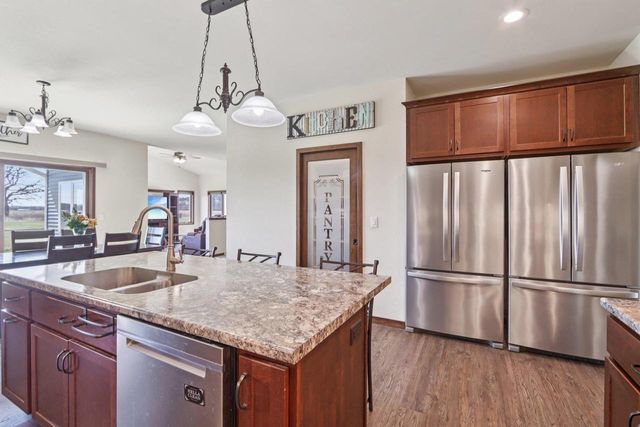 W2821 Fonda Lane, Belleville, WI 53508