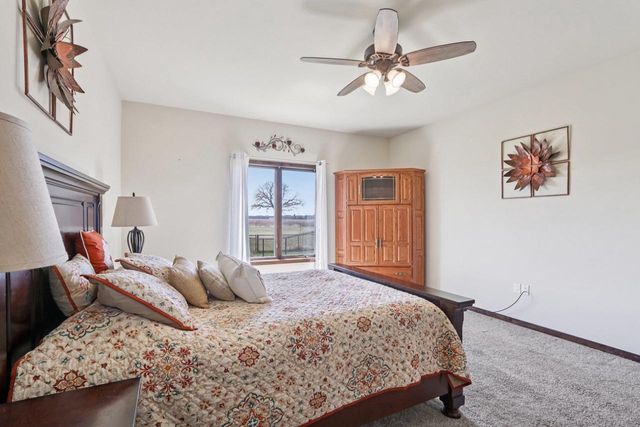 W2821 Fonda Lane, Belleville, WI 53508