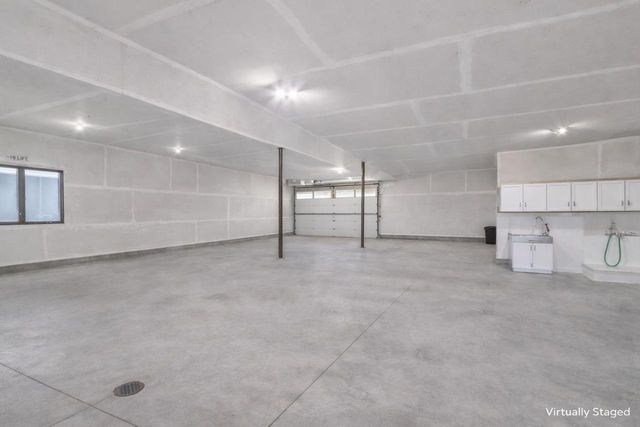 W2821 Fonda Lane, Belleville, WI 53508