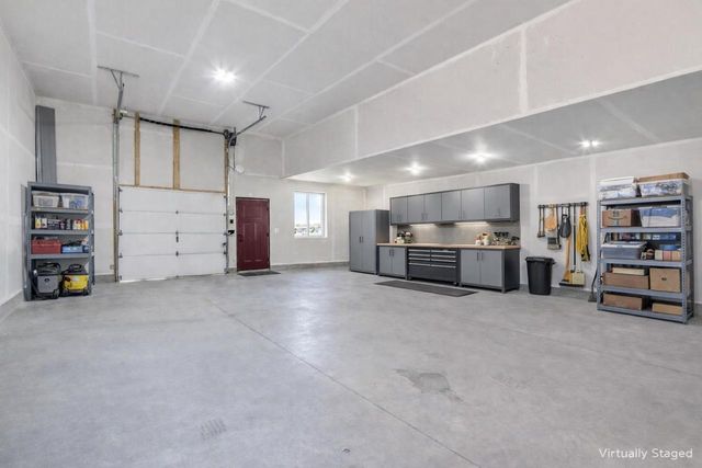 W2821 Fonda Lane, Belleville, WI 53508
