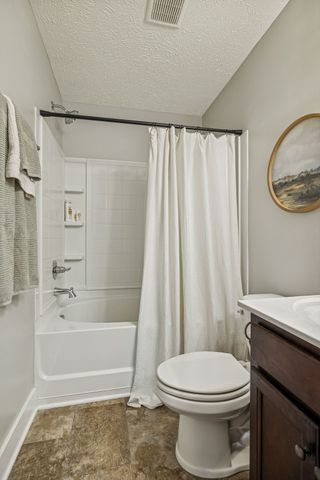 2808 Valley Farms Drive, Christiana, TN 37037