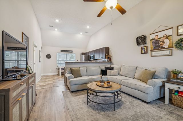 2808 Valley Farms Drive, Christiana, TN 37037