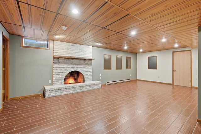 2602 Hawthorne Lane, Stillwater, MN 55082