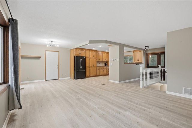 2602 Hawthorne Lane, Stillwater, MN 55082