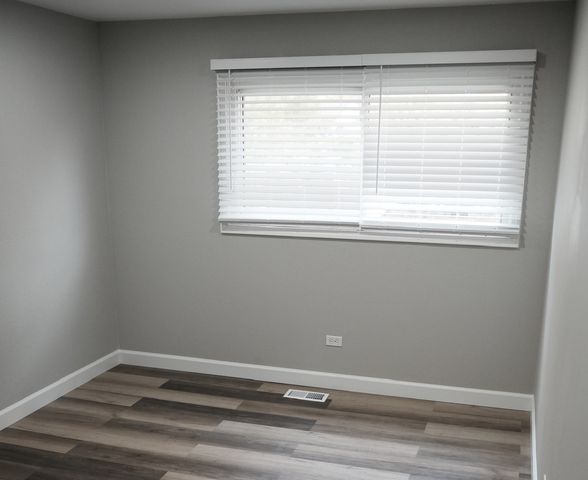 19900 Monterey Avenue, Lynwood, IL 60411