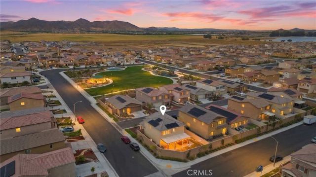 28858 Enclave, Winchester, CA 92596