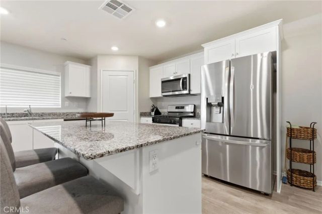 28858 Enclave, Winchester, CA 92596