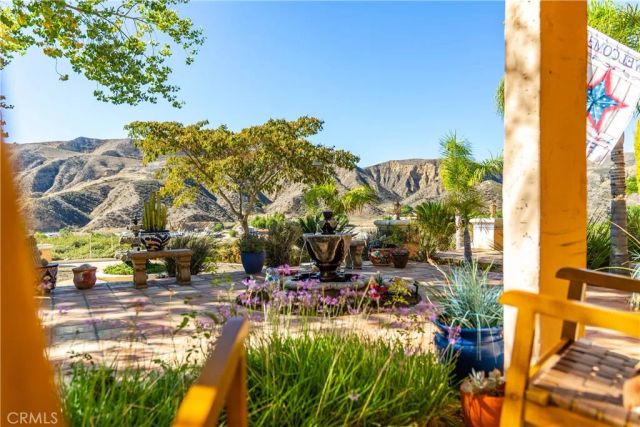 30040 San Francisquito Canyon, Saugus, CA 91390