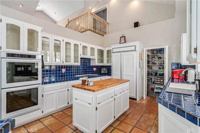 30040 San Francisquito Canyon, Saugus, CA 91390