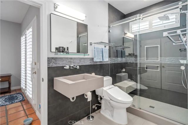 30040 San Francisquito Canyon, Saugus, CA 91390