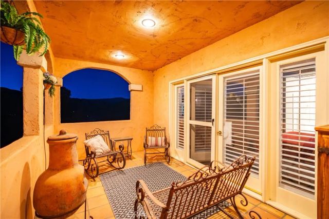 30040 San Francisquito Canyon, Saugus, CA 91390