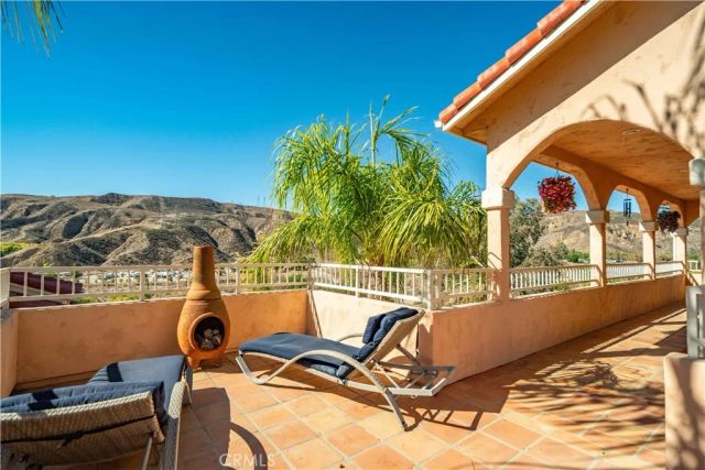 30040 San Francisquito Canyon, Saugus, CA 91390