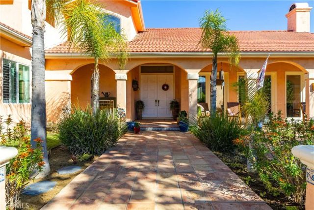 30040 San Francisquito Canyon, Saugus, CA 91390