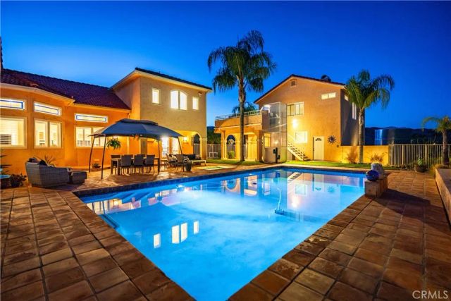 30040 San Francisquito Canyon, Saugus, CA 91390