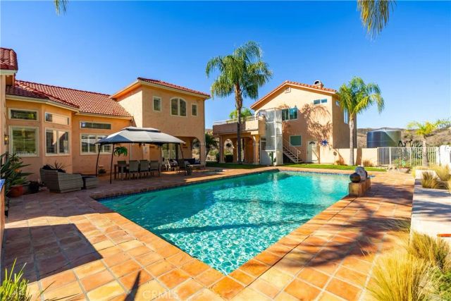 30040 San Francisquito Canyon, Saugus, CA 91390