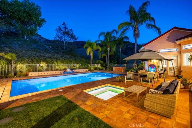 30040 San Francisquito Canyon, Saugus, CA 91390