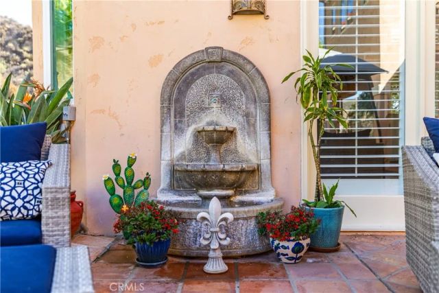 30040 San Francisquito Canyon, Saugus, CA 91390