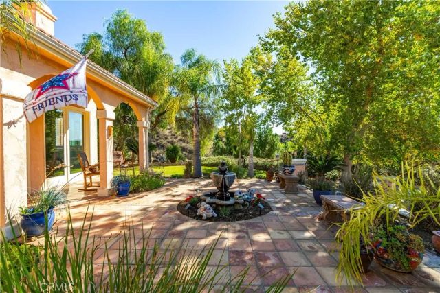 30040 San Francisquito Canyon, Saugus, CA 91390