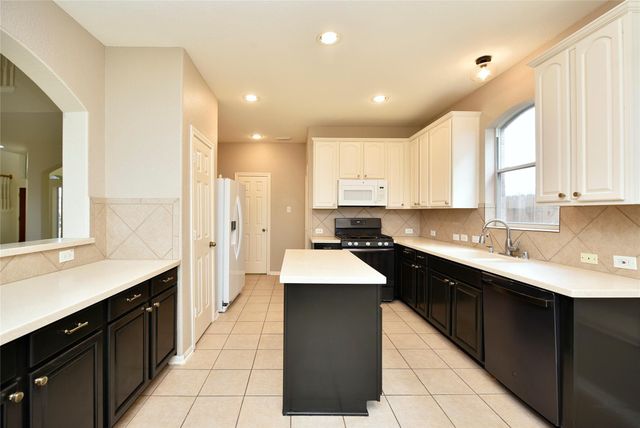 802 Hollyhock Drive, Stafford, TX 77477