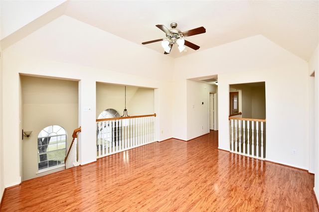 802 Hollyhock Drive, Stafford, TX 77477