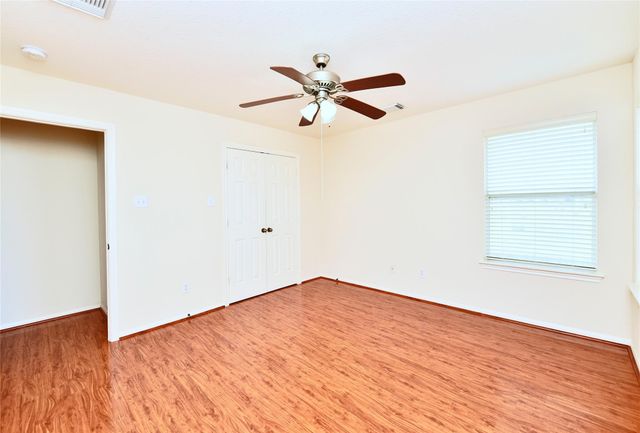 802 Hollyhock Drive, Stafford, TX 77477