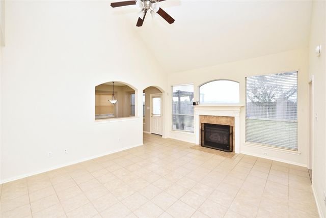 802 Hollyhock Drive, Stafford, TX 77477