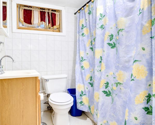 6416 Cooper Avenue, Ridgewood, NY 11385