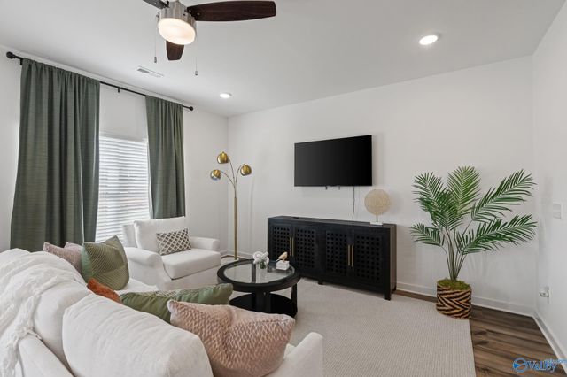 6251 Taramore Lane, Huntsville, AL 35806