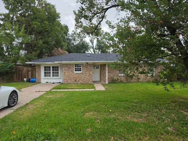 13018 Breezeway Street, Houston, TX 77037