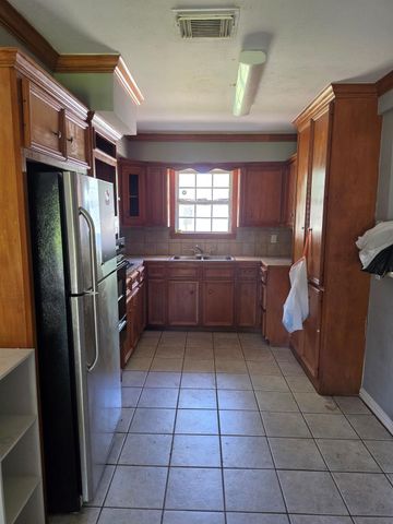 13018 Breezeway Street, Houston, TX 77037