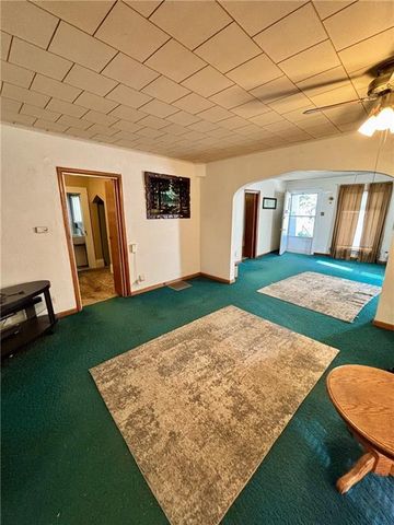 1015 S Grant Avenue, Chanute, KS 66720