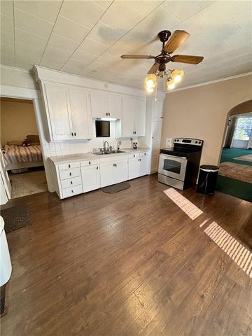 1015 S Grant Avenue, Chanute, KS 66720