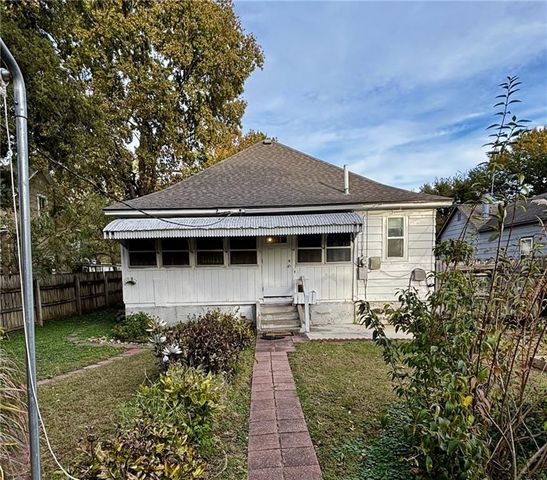 1015 S Grant Avenue, Chanute, KS 66720