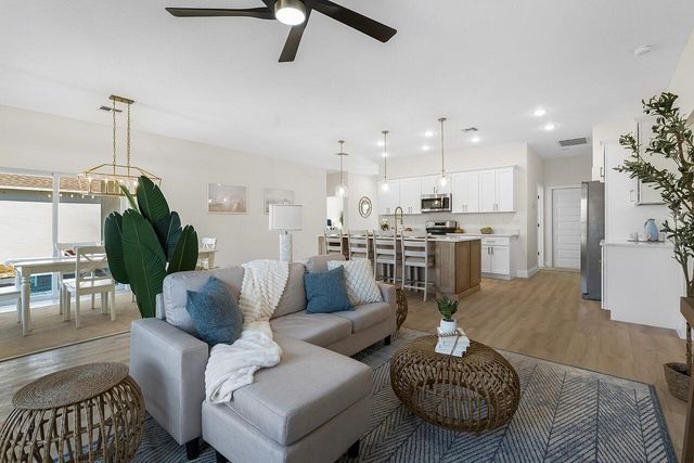 9055 103rd Avenue, Vero Beach, FL 32967