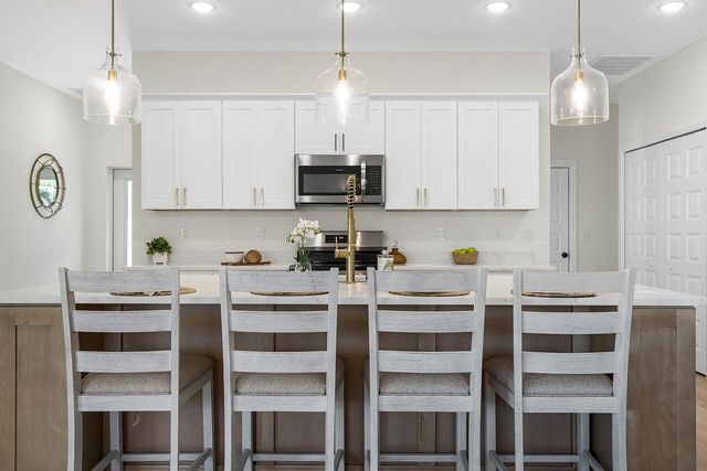 9055 103rd Avenue, Vero Beach, FL 32967