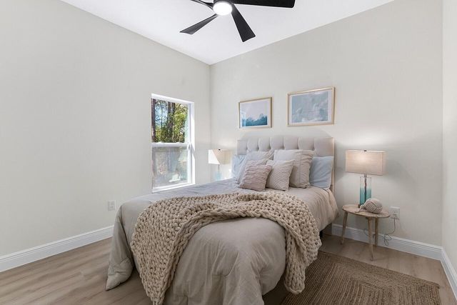 9055 103rd Avenue, Vero Beach, FL 32967