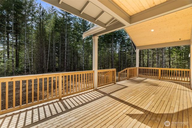 1620 E Mason Lake Road, Shelton, WA 98546