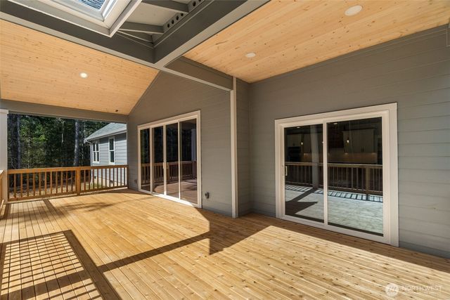 1620 E Mason Lake Road, Shelton, WA 98546