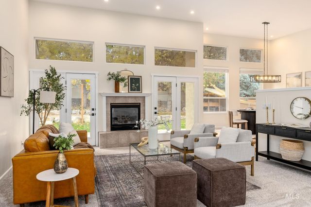 1786 N Prestwick, Eagle, ID 83616