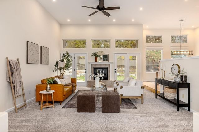 1786 N Prestwick, Eagle, ID 83616