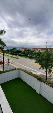 7210 NW 103rd Path, Doral, FL 33178