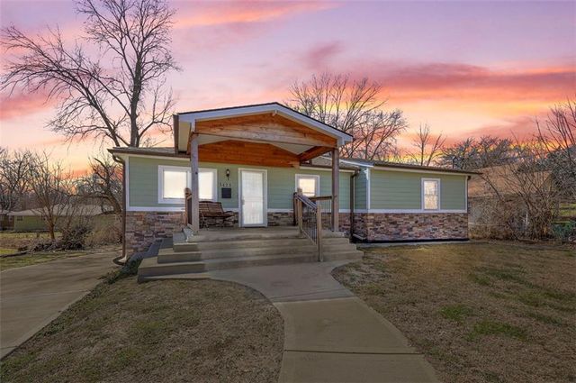 3423 Yecker Avenue, Kansas City, KS 66104