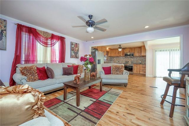 3423 Yecker Avenue, Kansas City, KS 66104