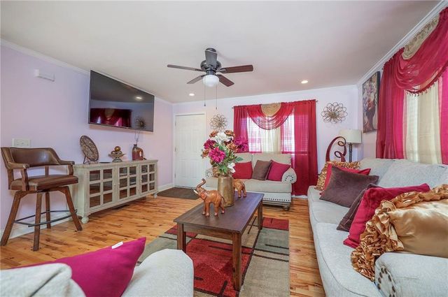 3423 Yecker Avenue, Kansas City, KS 66104