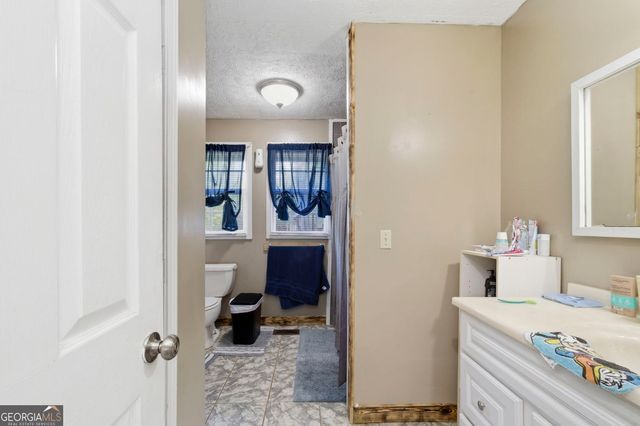 125 Clairmont Drive, Calhoun, GA 30701