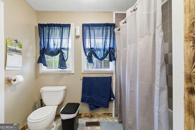 125 Clairmont Drive, Calhoun, GA 30701