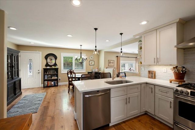 5129 Illinois Ave, Fair Oaks, CA 95628