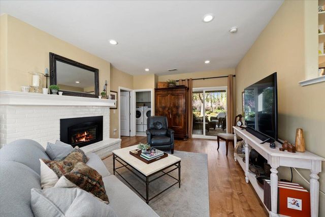 5129 Illinois Ave, Fair Oaks, CA 95628