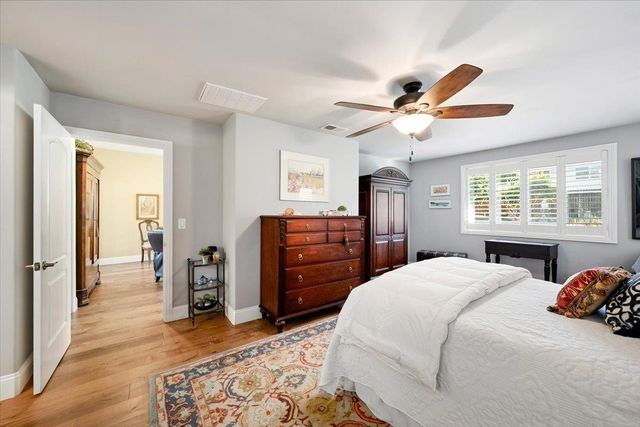 5129 Illinois Ave, Fair Oaks, CA 95628